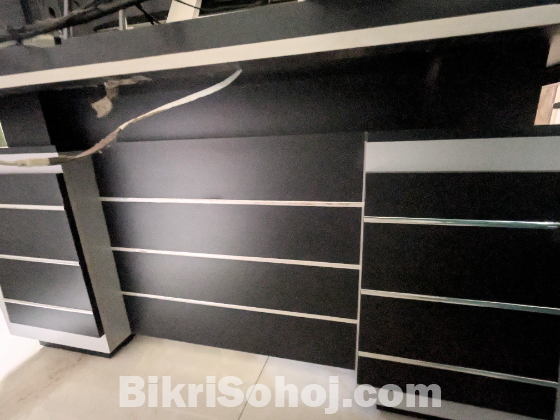 Office Chair & RGB Table, New Condition, Music Sensor Light